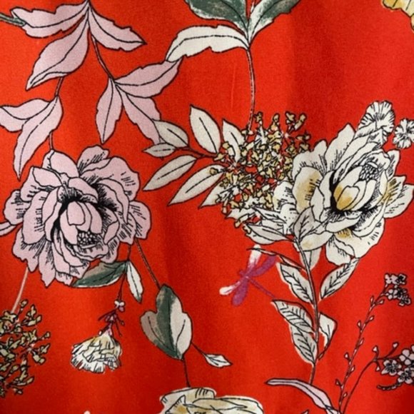 Label Flower Tunic - Picture 5 of 5